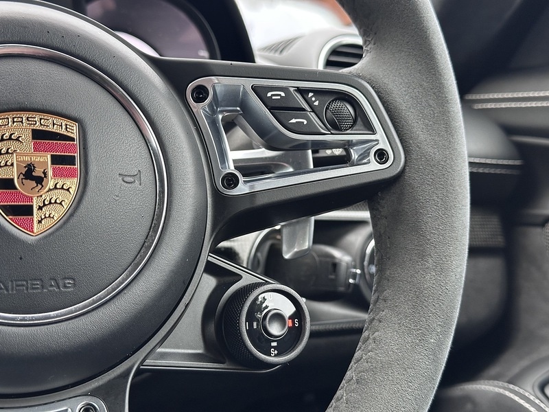 Used Porsche Cayman 2019 for sale - 76686821: Photo 37