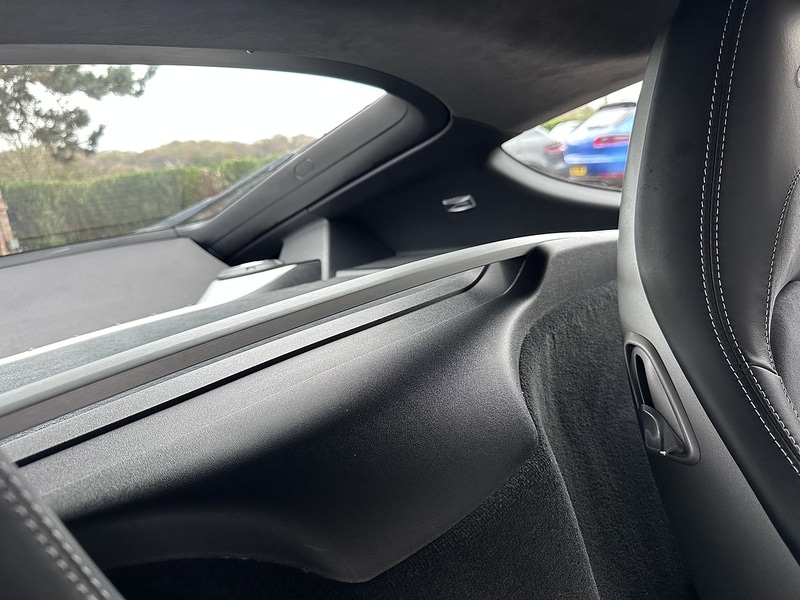 Used Porsche Cayman 2019 for sale - 76686821: Photo 58