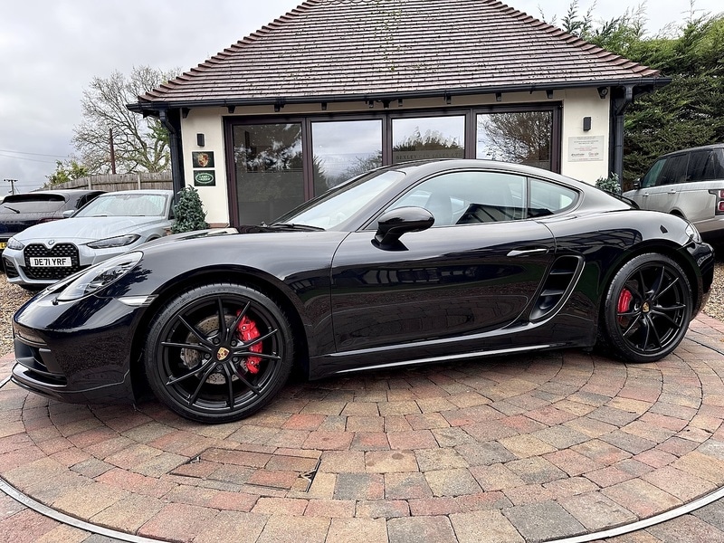 Used Porsche Cayman 2019 for sale - 76686821: Photo 6