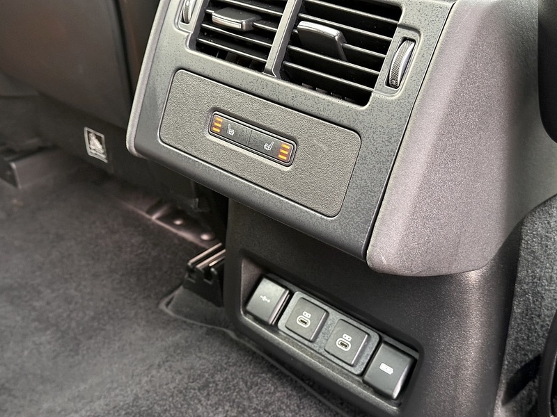 Used Land Rover Discovery 2021 for sale - 76950838: Photo 35