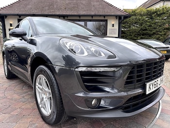 Used Porsche Macan 2016 for sale - 76007509: Photo