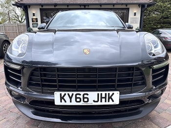 Used Porsche Macan 2016 for sale - 76007509: Photo