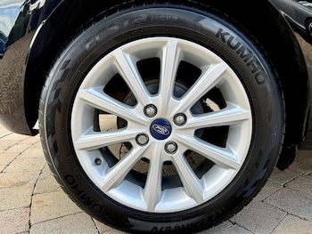 Used Ford Fiesta 2018 for sale - 79058450: Photo