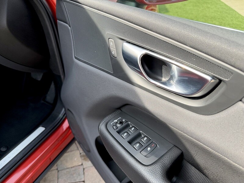 Used Volvo XC60 2020 for sale - 77968004: Photo 27