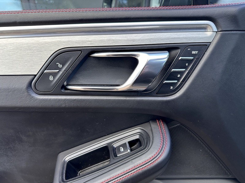 Used Porsche Macan 2016 for sale - 76784573: Photo 30