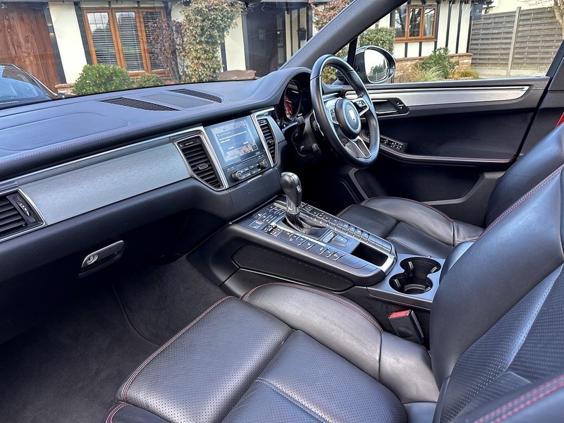 Used Porsche Macan 2016 for sale - 76784573: Photo 34