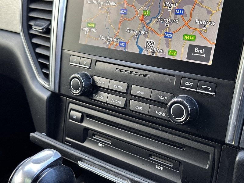 Used Porsche Macan 2016 for sale - 76784573: Photo 43