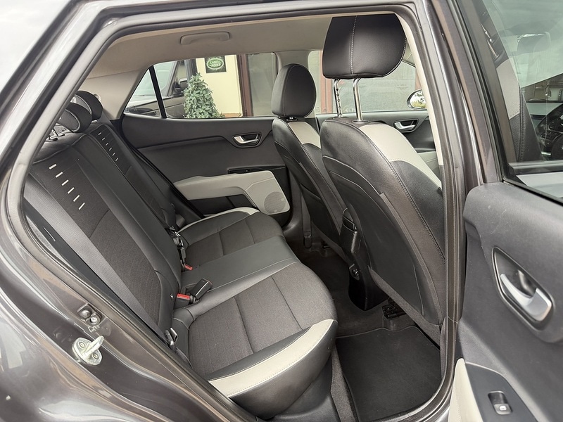 Used Kia Stonic 2019 for sale - 78083640: Photo 14