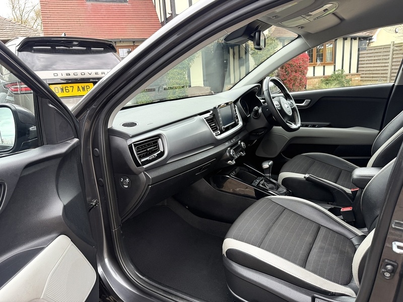 Used Kia Stonic 2019 for sale - 78083640: Photo 19