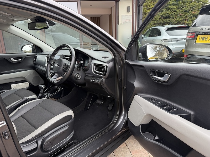 Used Kia Stonic 2019 for sale - 78083640: Photo 22