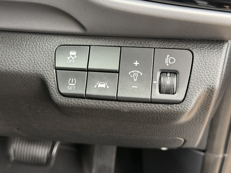 Used Kia Stonic 2019 for sale - 78083640: Photo 26