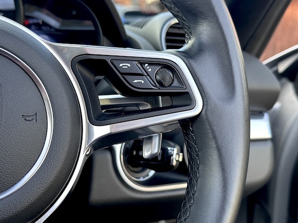 Used Porsche Boxster 2017 for sale - 76210926: Photo 32