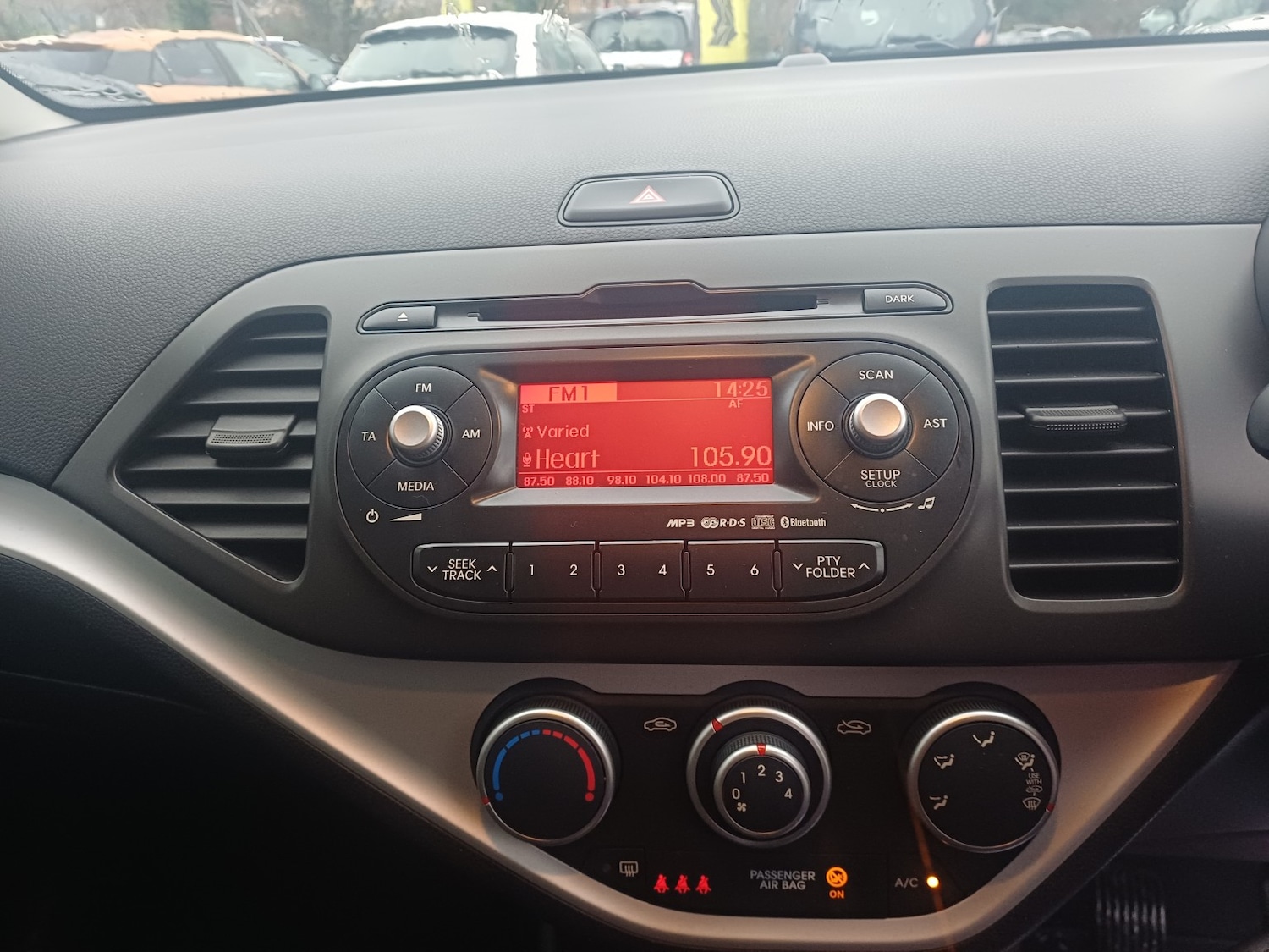 Used Kia Picanto 2014 for sale - 76986772: Photo 6