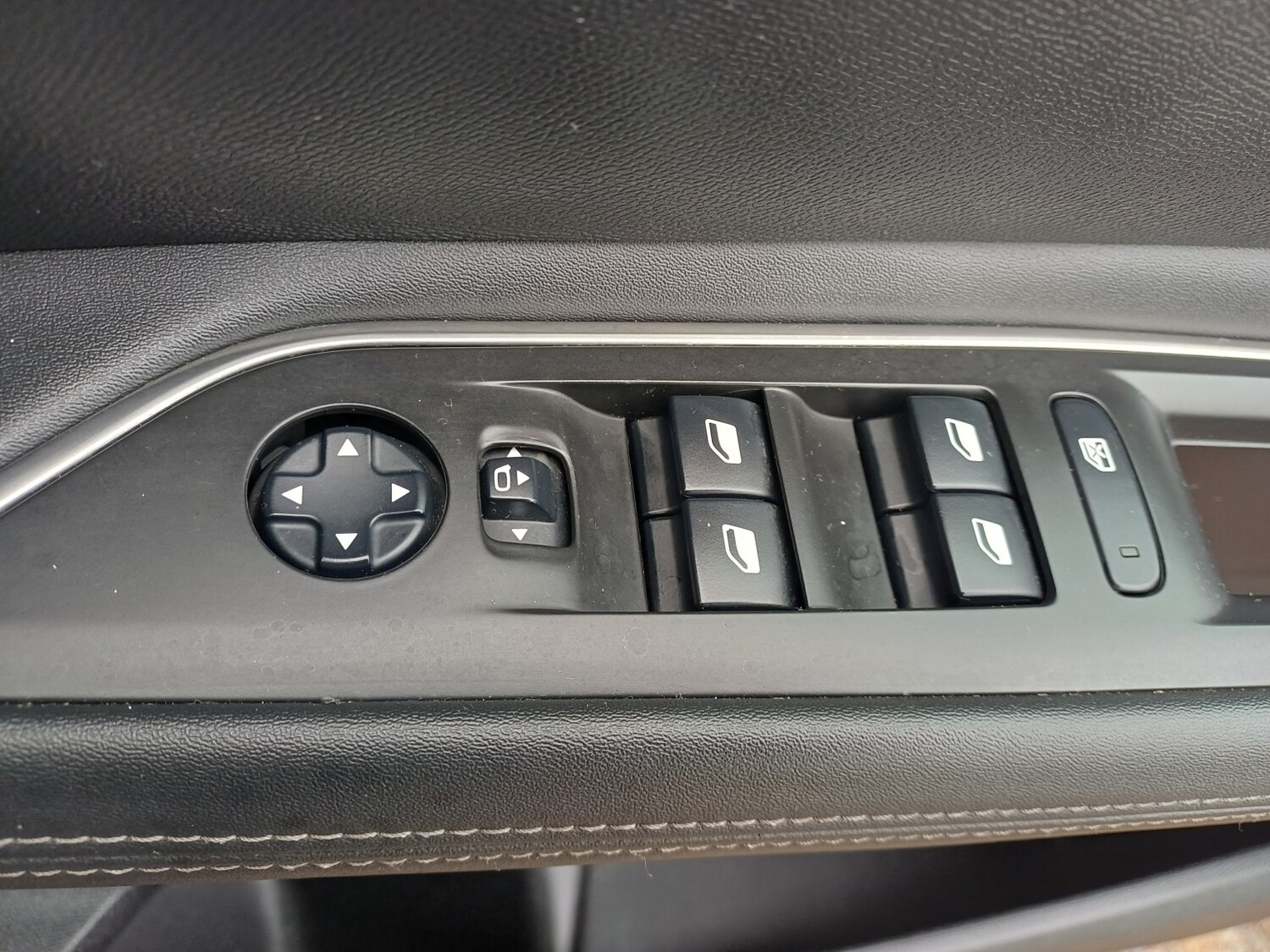 Used Peugeot 3008 2019 for sale - 77464685: Photo 24