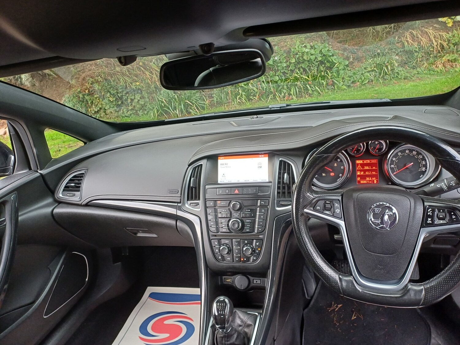 Used Vauxhall Cascada 2015 for sale - 76656004: Photo 26