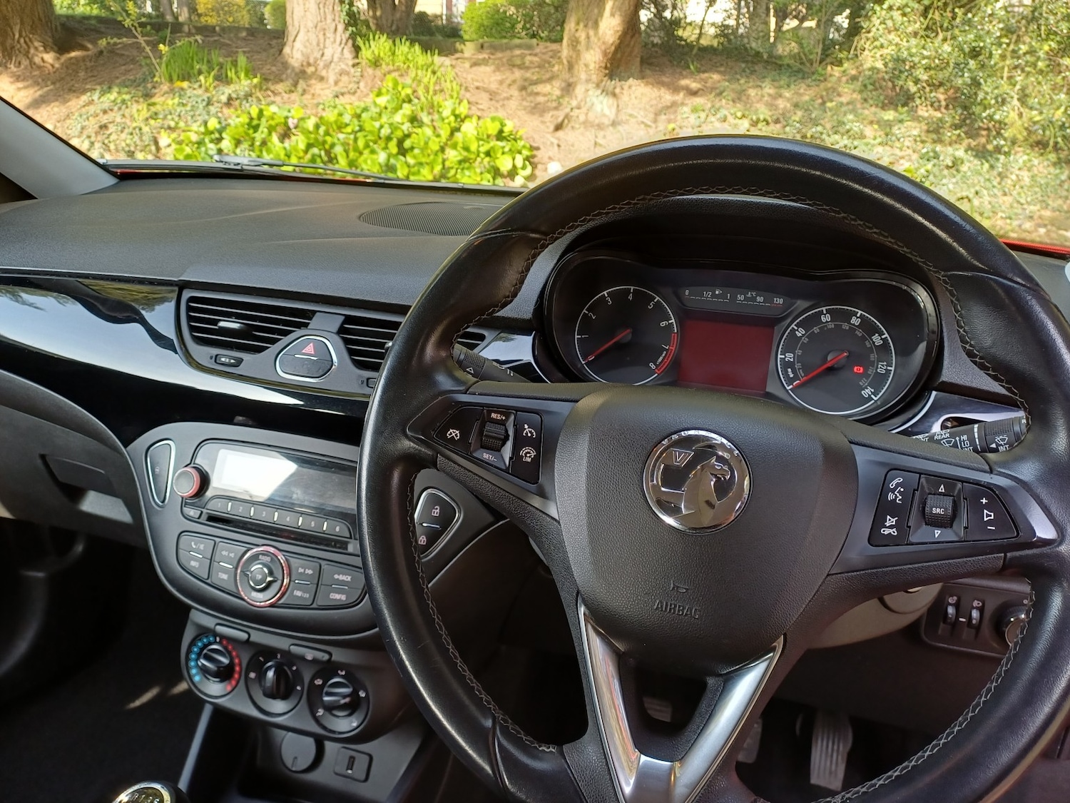 Used Vauxhall Corsa 2015 for sale - 77977121: Photo 12