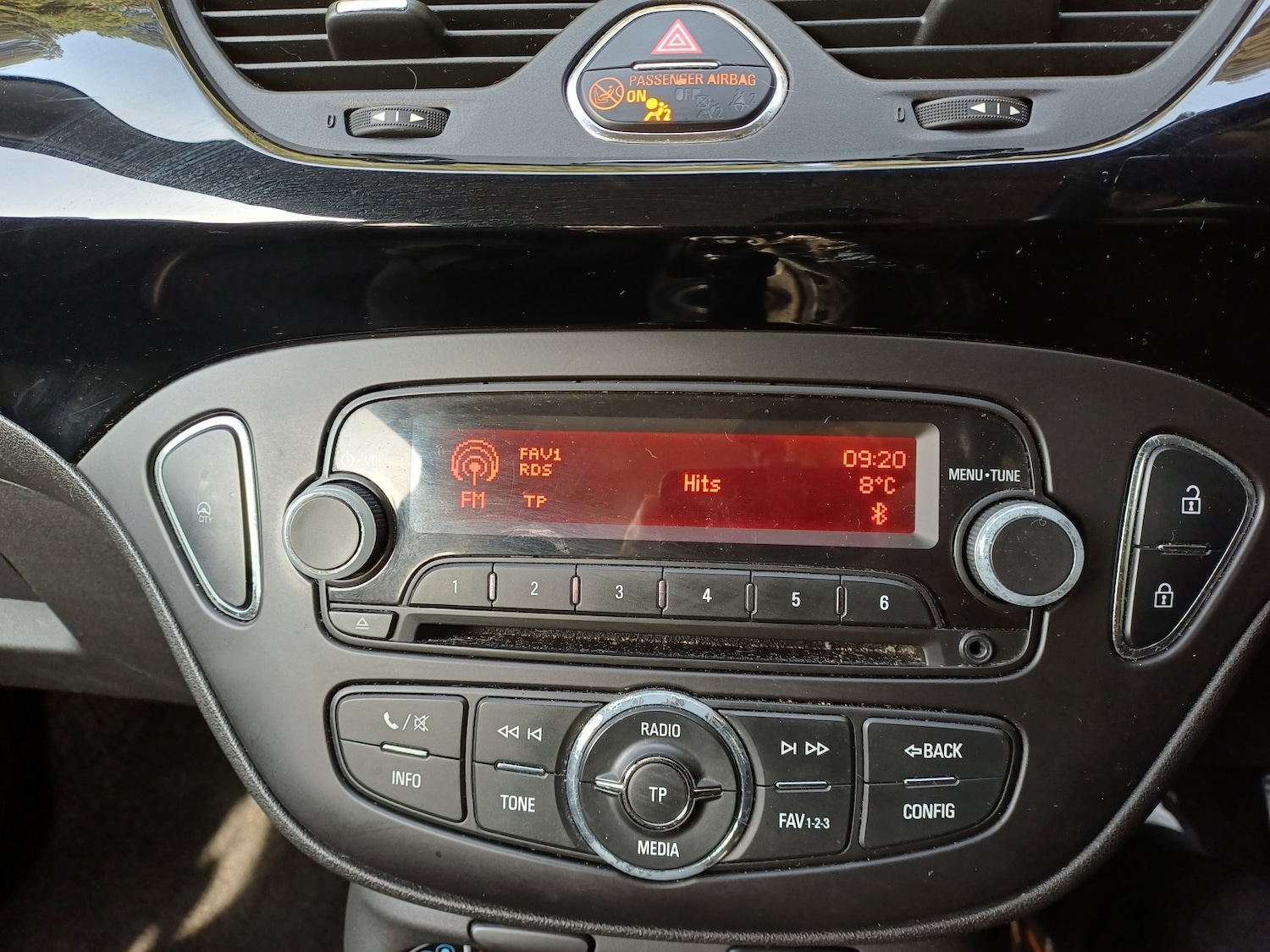 Used Vauxhall Corsa 2015 for sale - 77977121: Photo 16