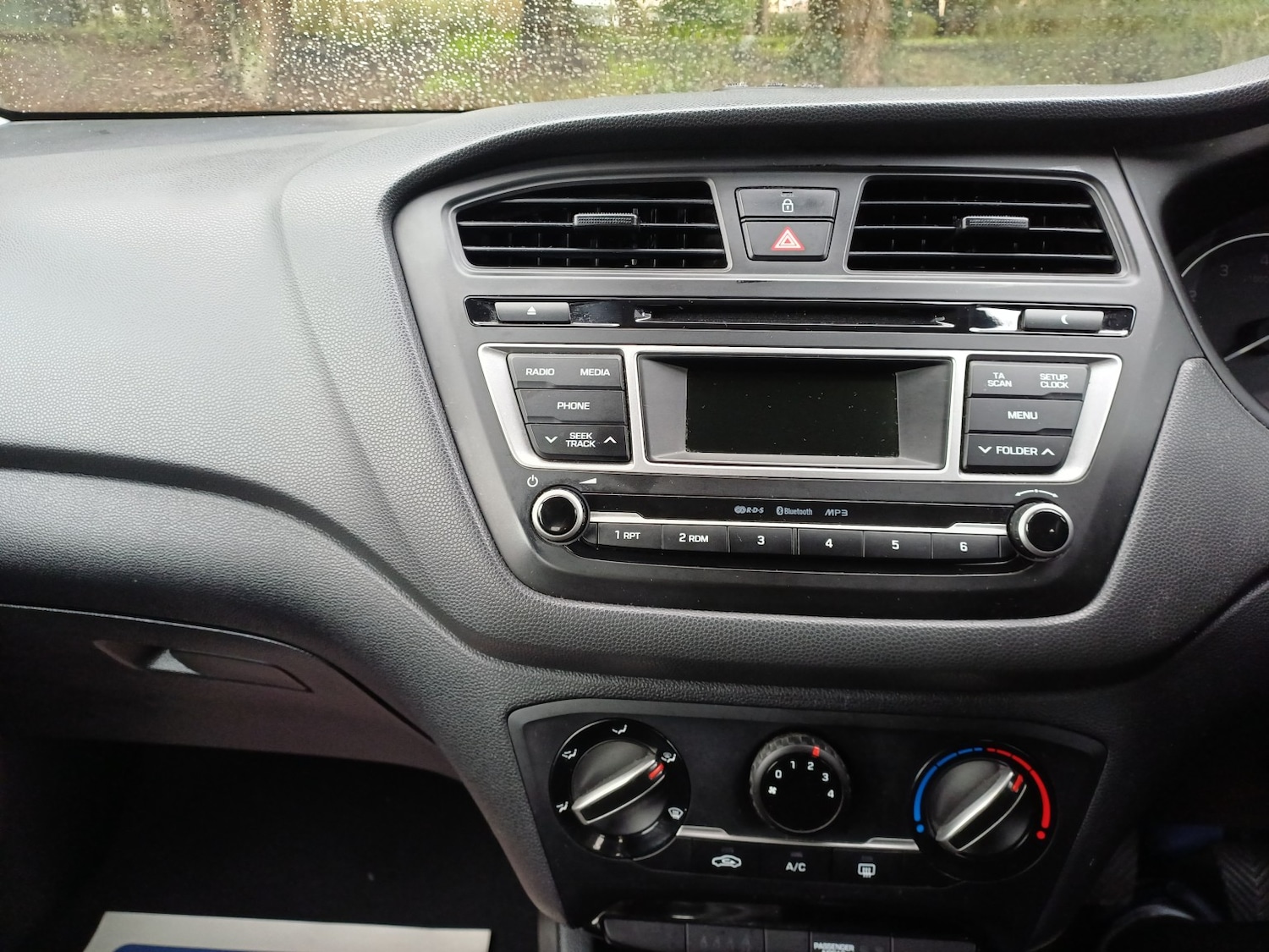 Used Hyundai i20 2018 for sale - 77694176: Photo 12