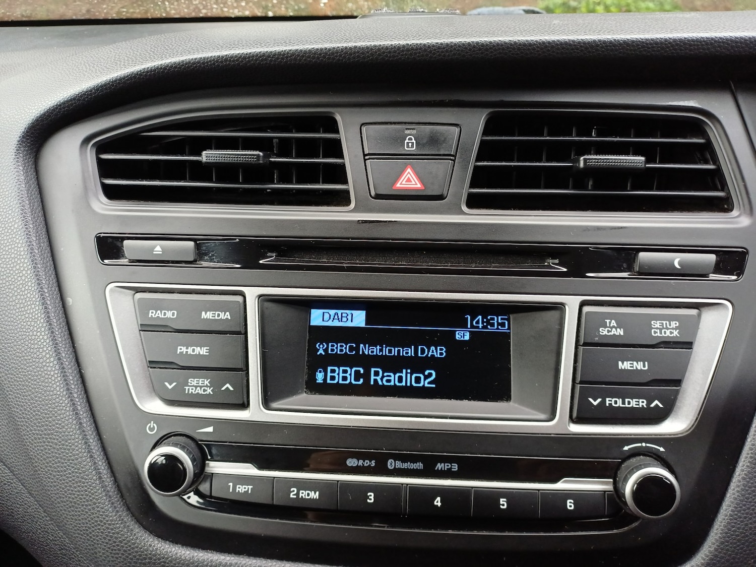 Used Hyundai i20 2018 for sale - 77694176: Photo 14