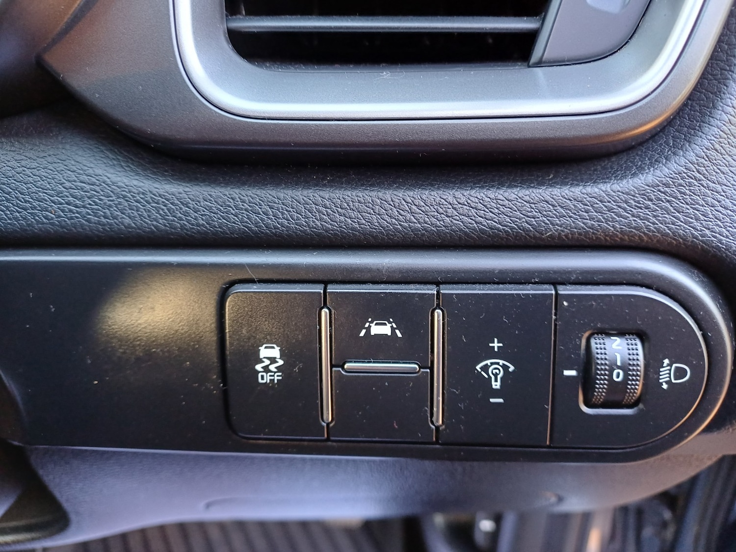 Used Kia Ceed 2018 for sale - 76656065: Photo 17