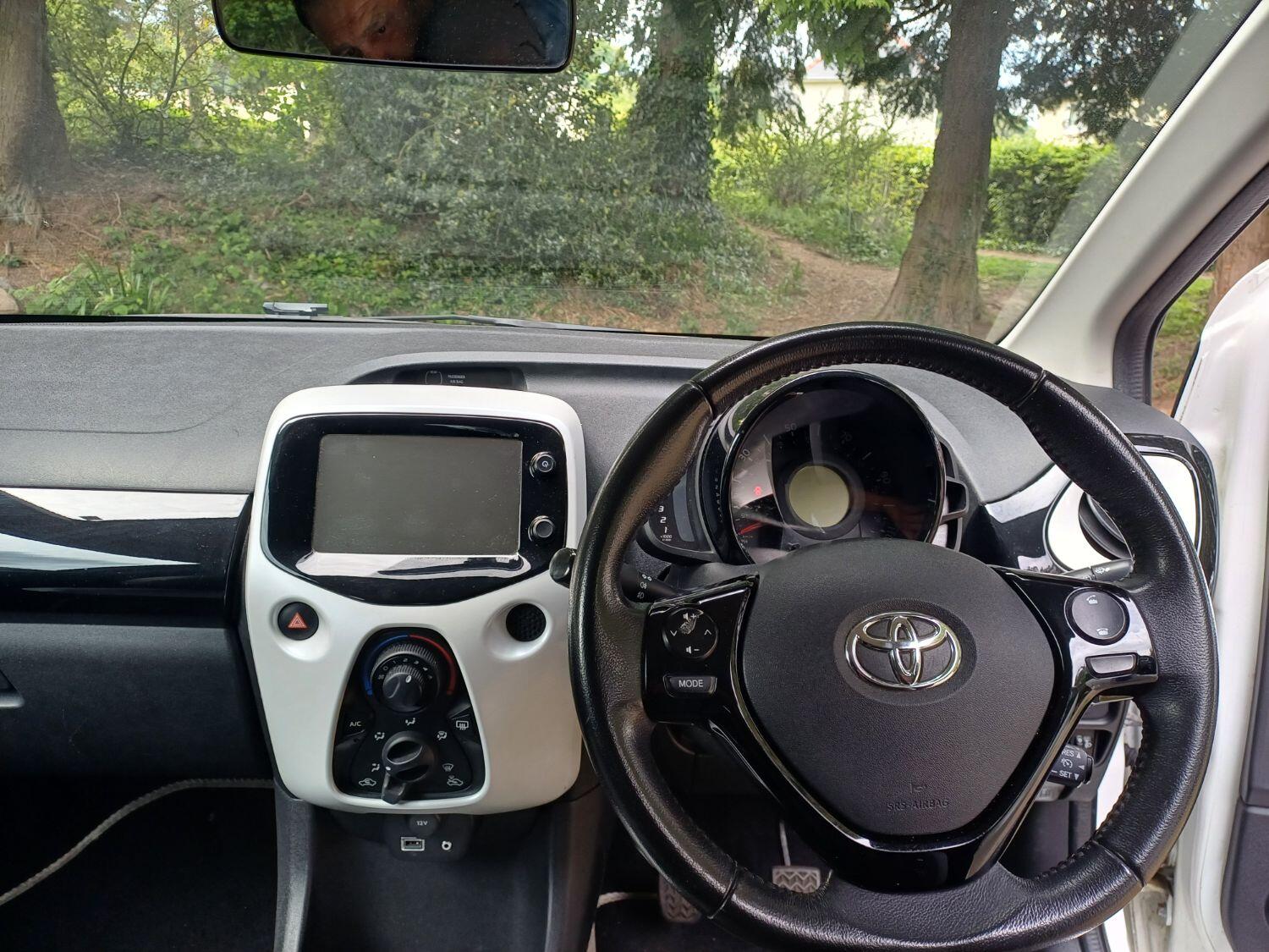 Used Toyota AYGO 2016 for sale - 76656269: Photo 12