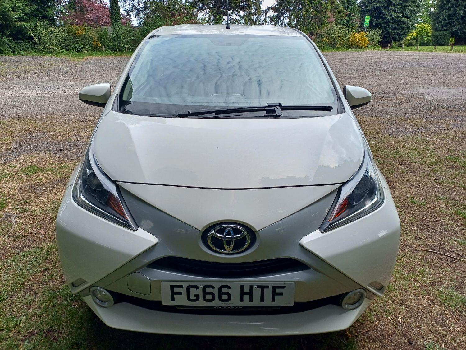 Used Toyota AYGO 2016 for sale - 76656269: Photo 2