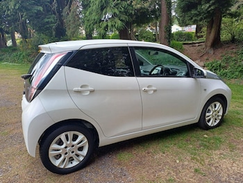 Used Toyota AYGO 2016 for sale - 76656269: Photo