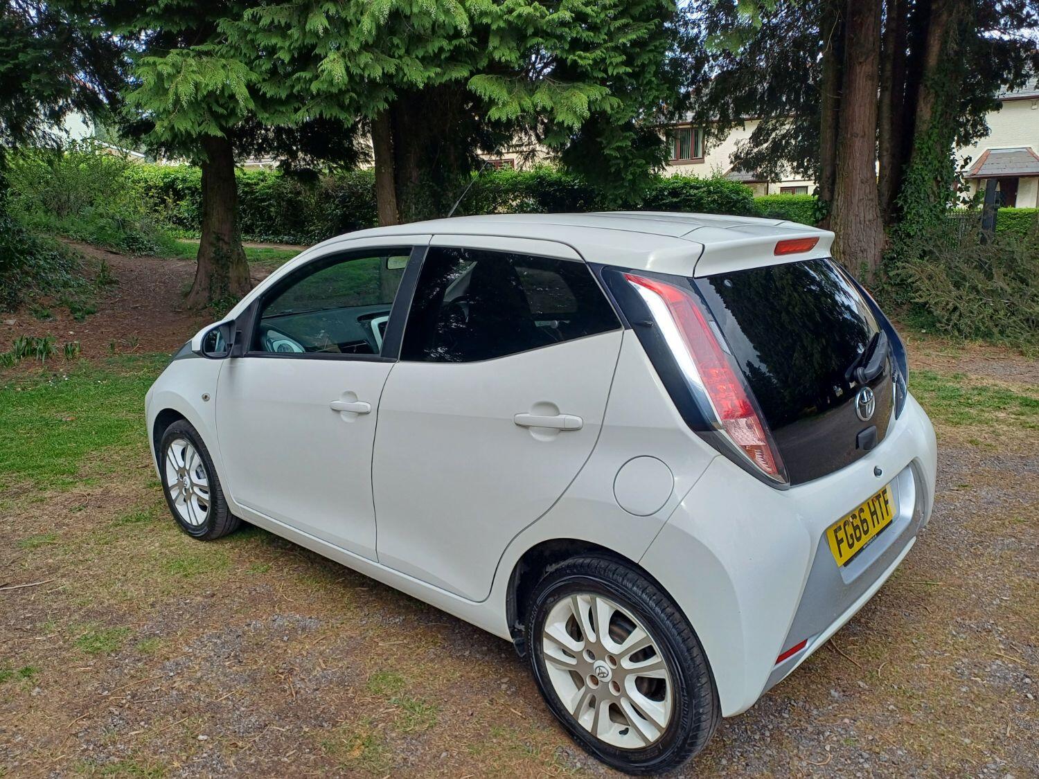 Used Toyota AYGO 2016 for sale - 76656269: Photo 6