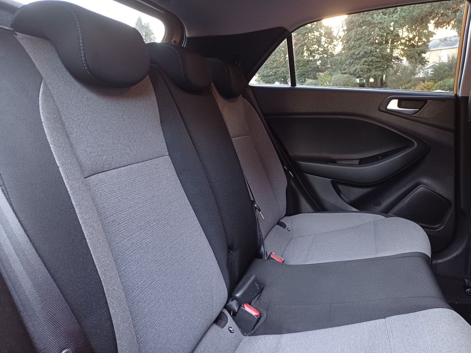 Used Hyundai i20 2016 for sale - 76656034: Photo 13