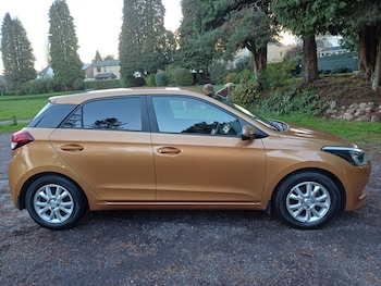 Used Hyundai i20 2016 for sale - 76656034: Photo