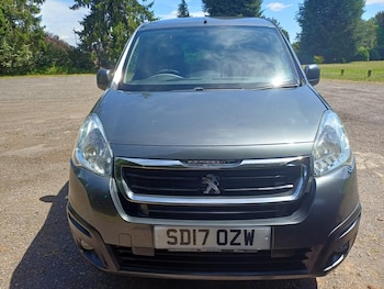 Used Peugeot Partner Tepee 2017 for sale - 79104981: Photo