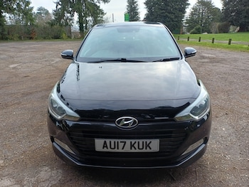 Used Hyundai i20 2017 for sale - 77983729: Photo