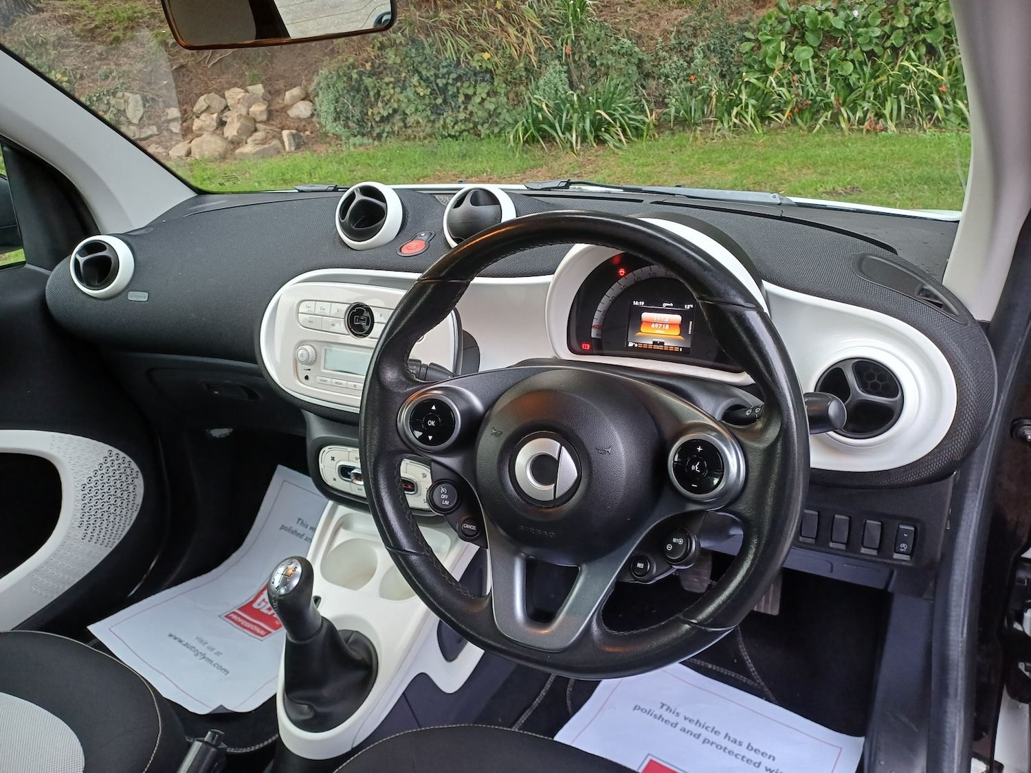 Used smart fortwo 2016 for sale - 76656001: Photo 14