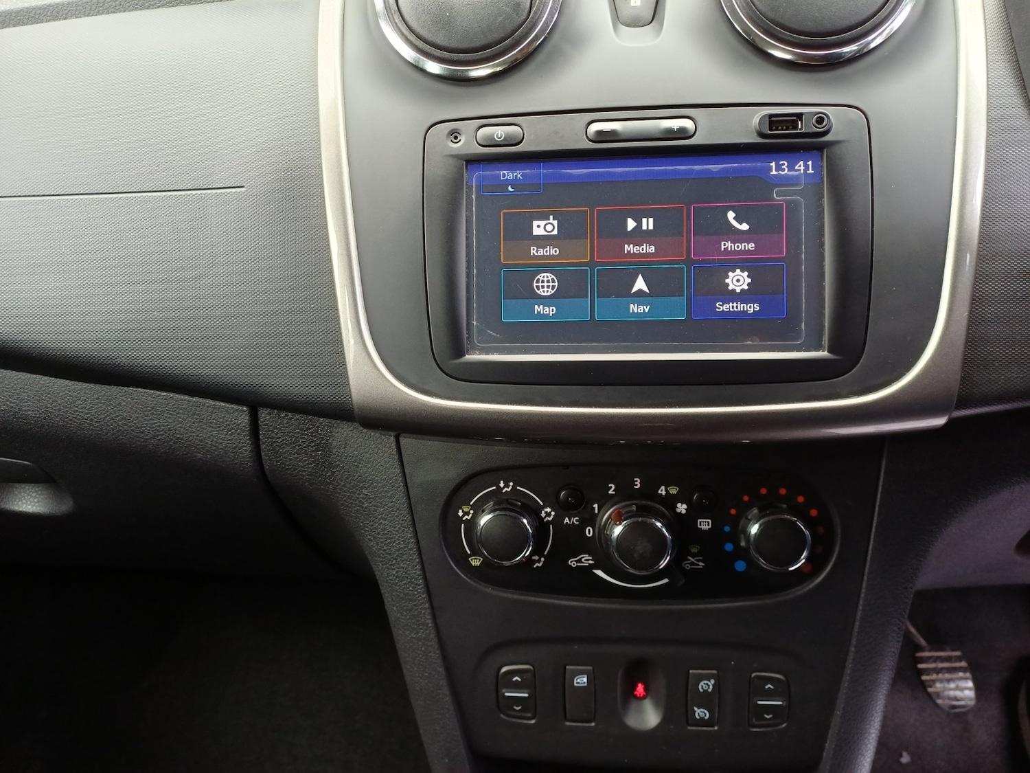 Used Dacia Logan MCV 2016 for sale - 77822309: Photo 15