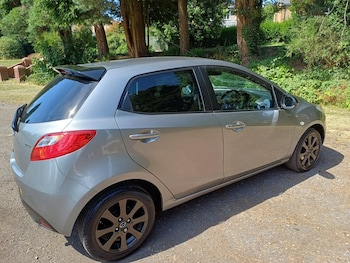 Used Mazda Mazda2 2014 for sale - 79143562: Photo