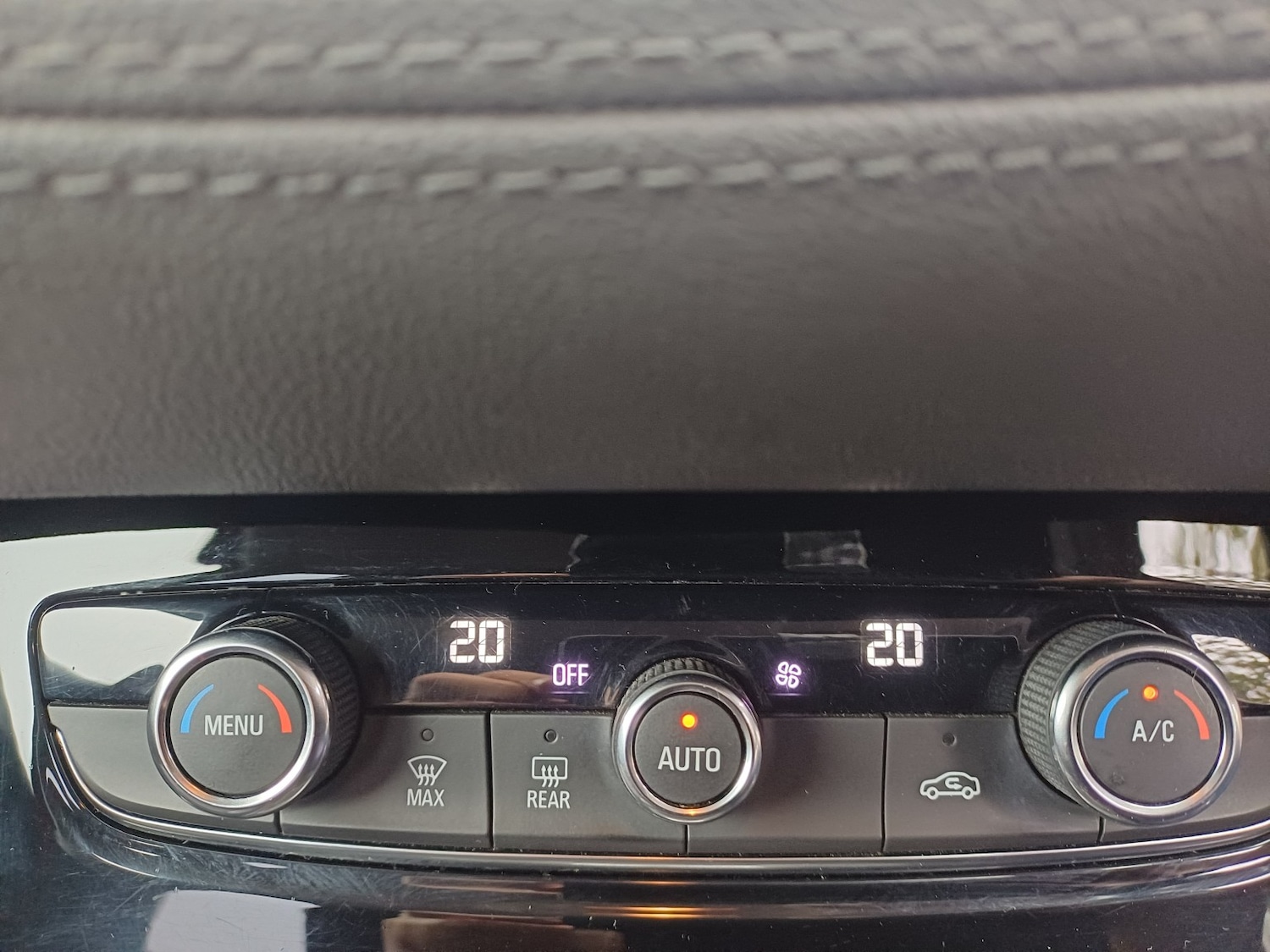 Used Vauxhall Grandland X 2019 for sale - 76656211: Photo 13