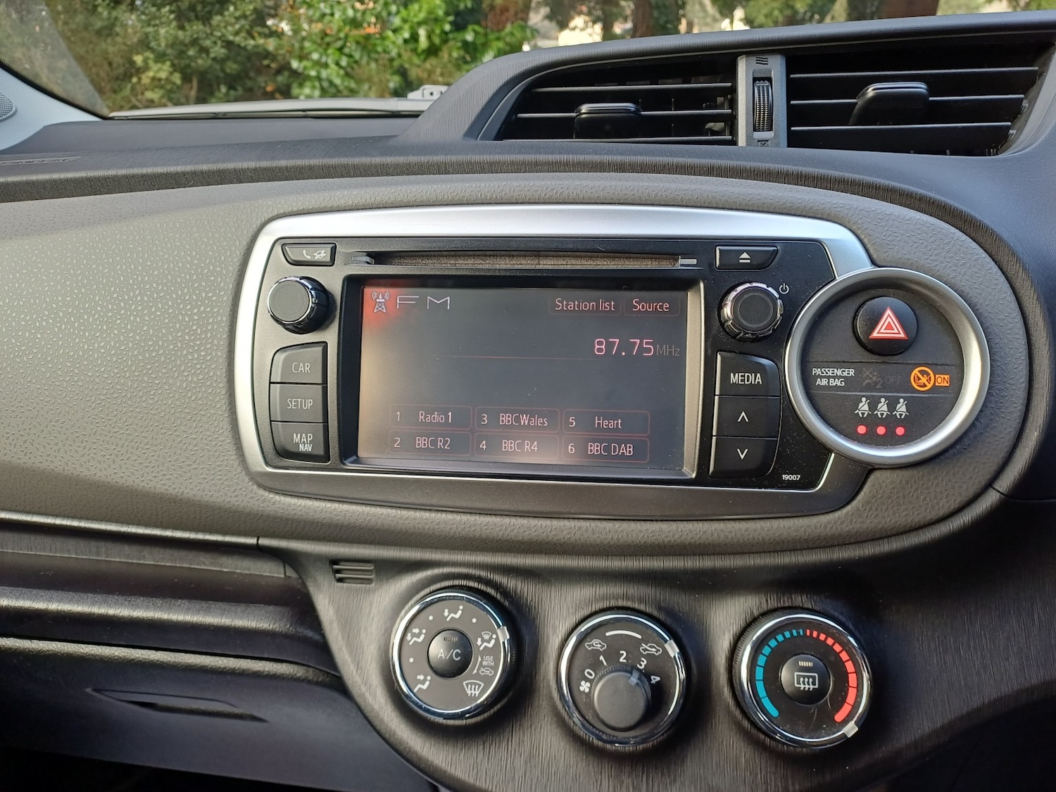 Used Toyota Yaris 2012 for sale - 77014864: Photo 13