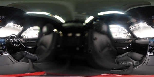 Used Jaguar F-Pace 2023 for sale - 76899955: Photo 2