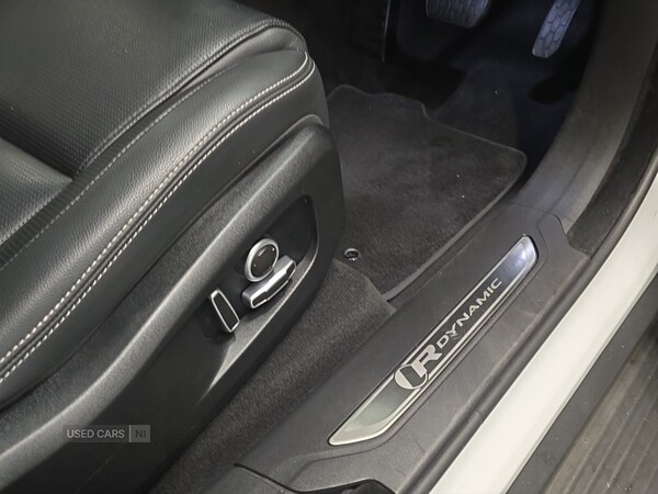 Used Jaguar F-Pace 2021 for sale - 76378354: Photo 28