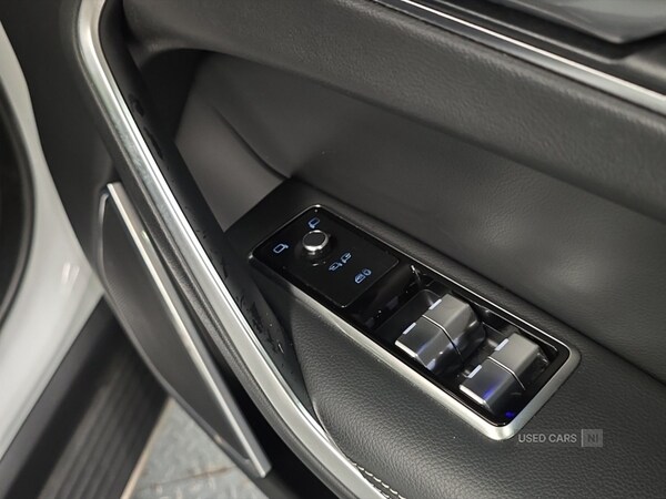 Used Jaguar F-Pace 2021 for sale - 76378354: Photo 30