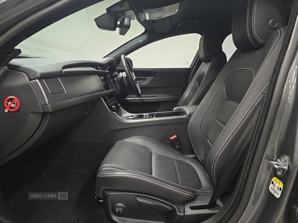 Used Jaguar XF 2018 for sale - 77132306: Photo 5