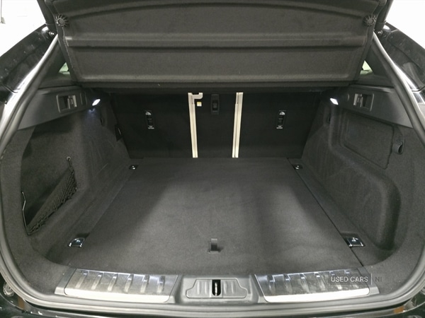 Used Jaguar F-Pace 2022 for sale - 77306610: Photo 12