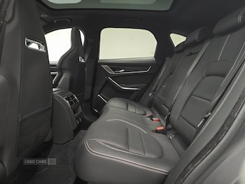 Used Jaguar F-Pace 2024 for sale - 76085768: Photo