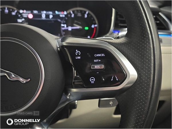 Used Jaguar F-Pace 2022 for sale - 76840208: Photo 42