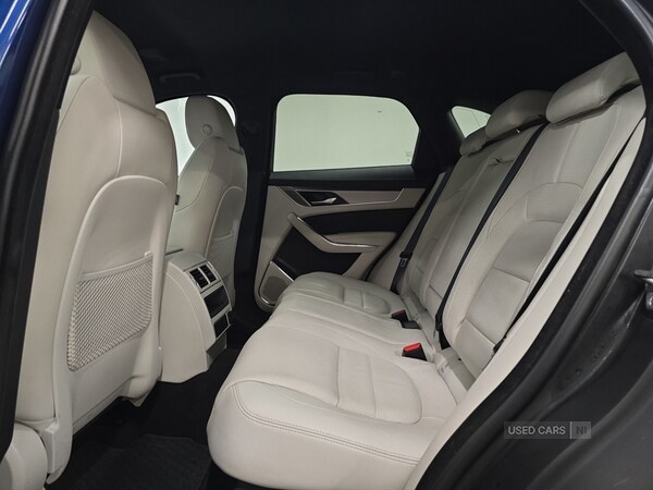 Used Jaguar F-Pace 2022 for sale - 76840208: Photo 6