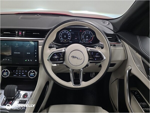 Used Jaguar F-Pace 2023 for sale - 77132191: Photo 17