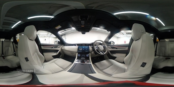 Used Jaguar F-Pace 2023 for sale - 77132191: Photo 2