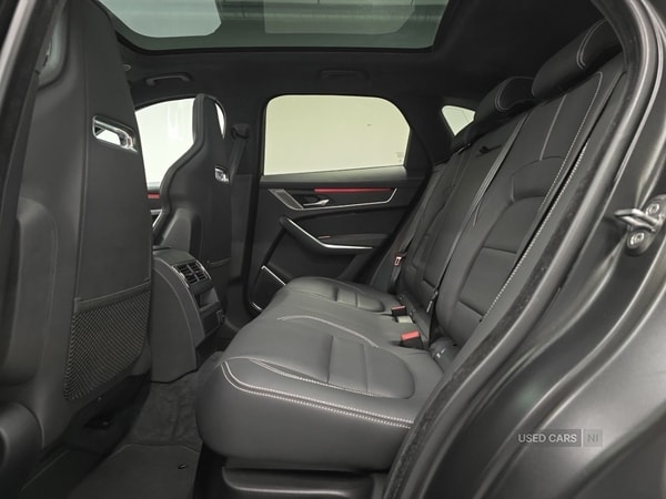 Used Jaguar F-Pace 2023 for sale - 75031605: Photo 6