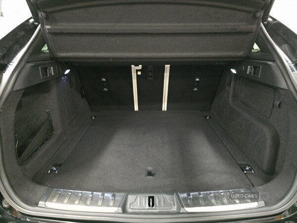 Used Jaguar F-Pace 2022 for sale - 76284639: Photo 12