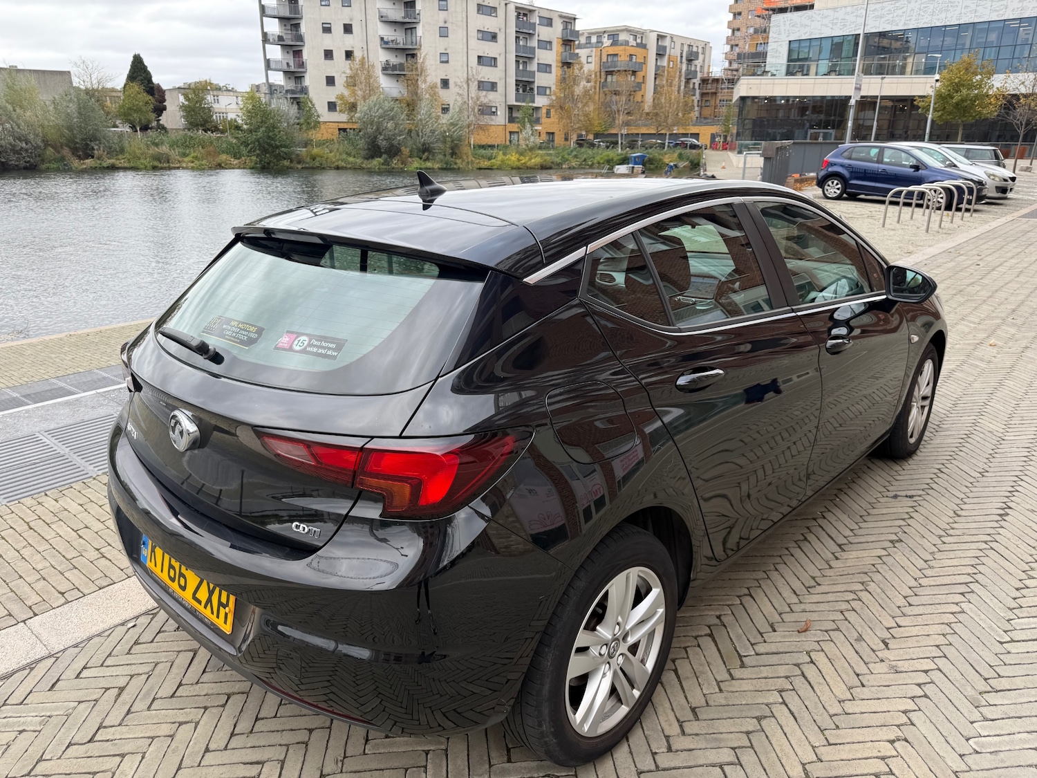Used Vauxhall Astra 2017 for sale - 76384310: Photo 12